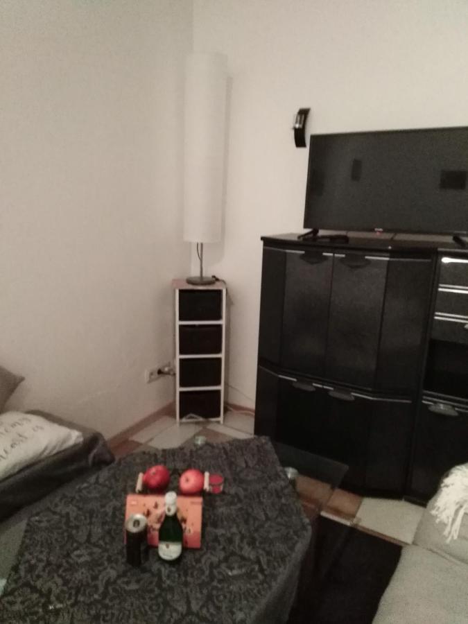 Studiowohnung, Neu Renoviert, Zentrale Lage Saarlouis Buitenkant foto